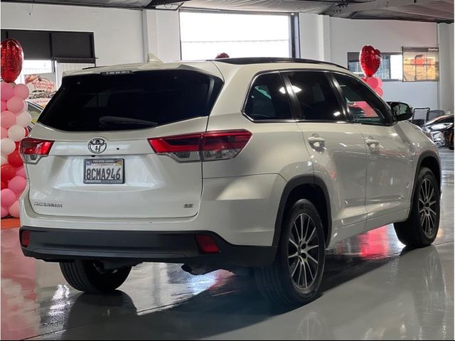 2018 Toyota Highlander SE