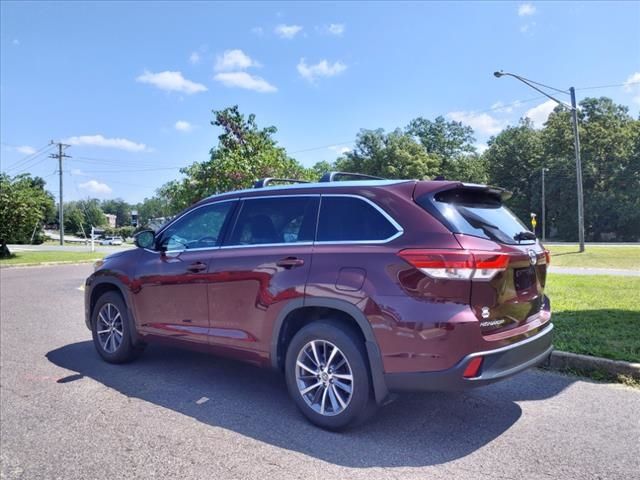 2018 Toyota Highlander SE