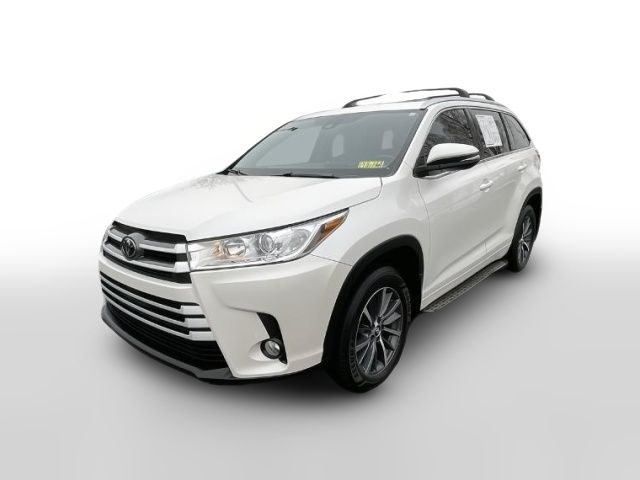 2018 Toyota Highlander SE