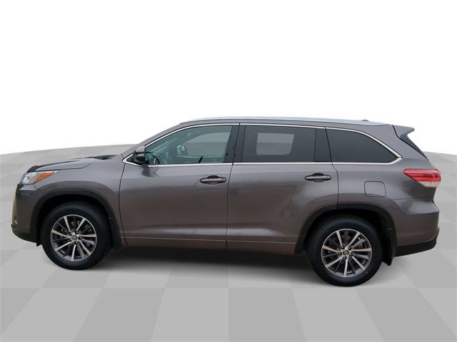 2018 Toyota Highlander 