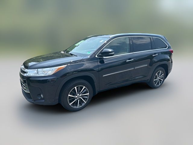 2018 Toyota Highlander 