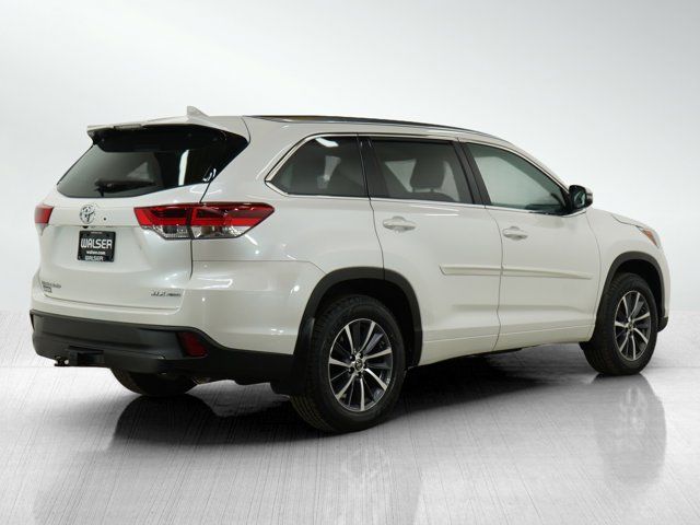 2018 Toyota Highlander SE