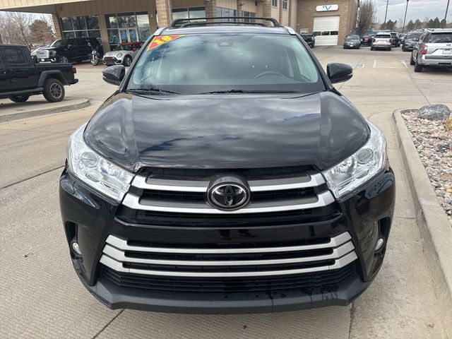 2018 Toyota Highlander SE