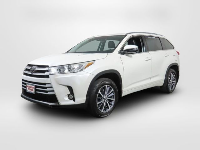 2018 Toyota Highlander 