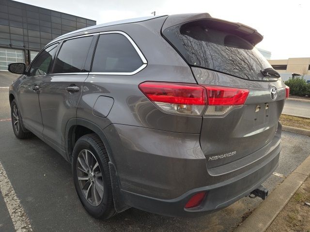 2018 Toyota Highlander SE