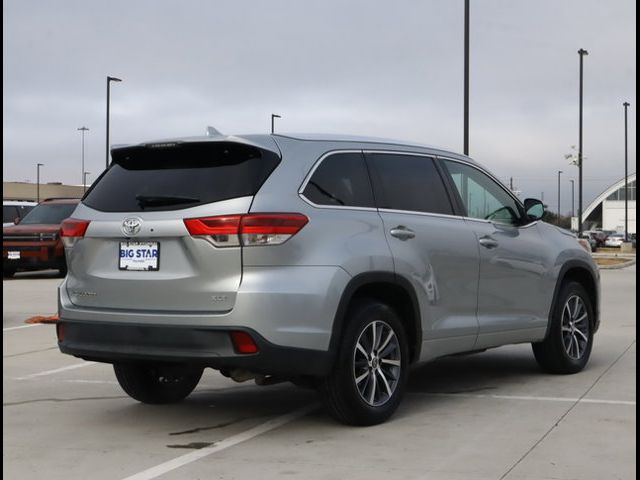 2018 Toyota Highlander SE