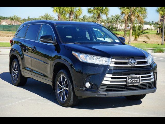 2018 Toyota Highlander 