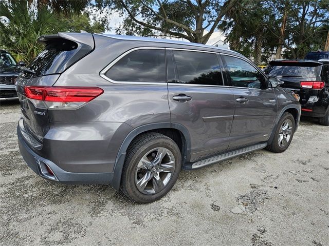 2018 Toyota Highlander 