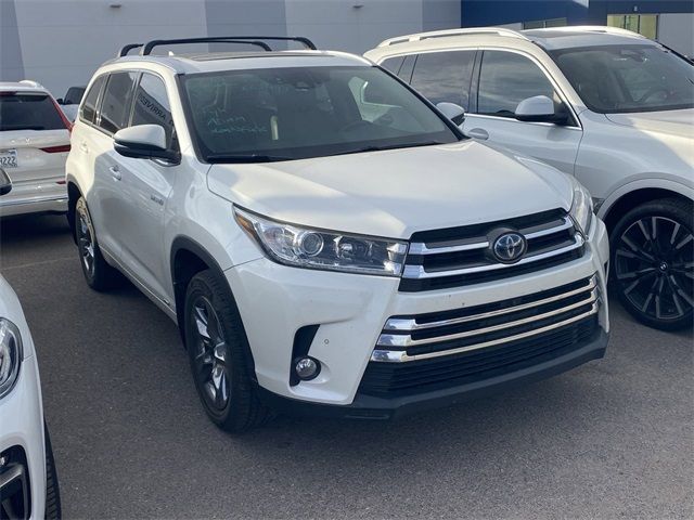 2018 Toyota Highlander 