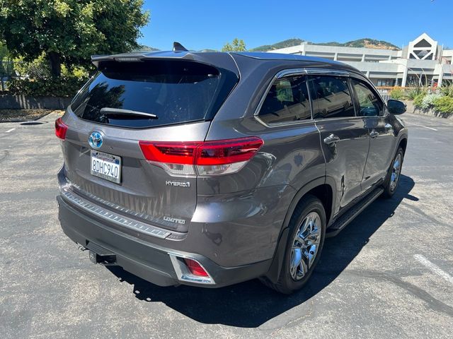 2018 Toyota Highlander 