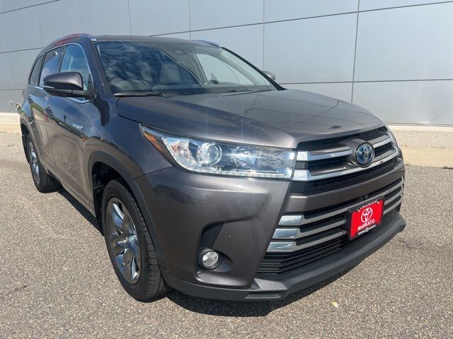 2018 Toyota Highlander Hybrid Limited Platinum