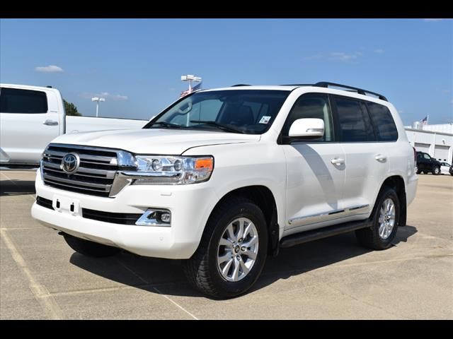 2018 Toyota Land Cruiser Base