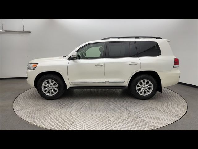 2018 Toyota Land Cruiser Base