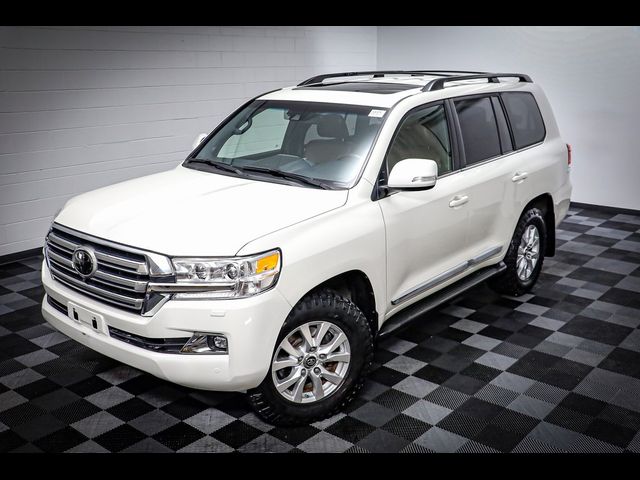 2018 Toyota Land Cruiser Base