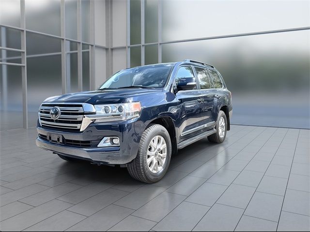 2018 Toyota Land Cruiser Base