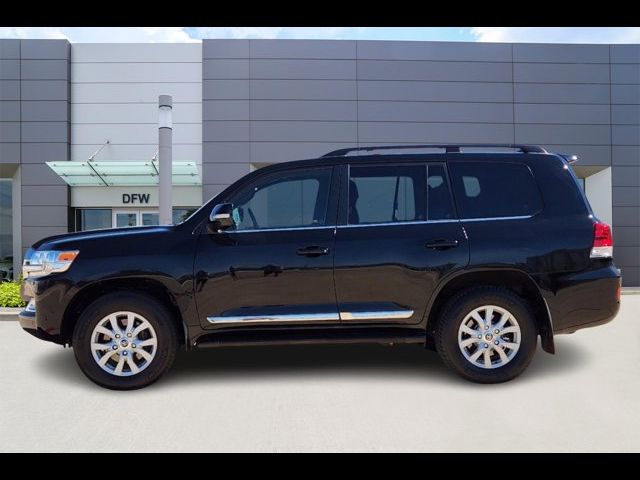 2018 Toyota Land Cruiser Base