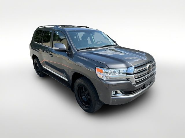 2018 Toyota Land Cruiser Base