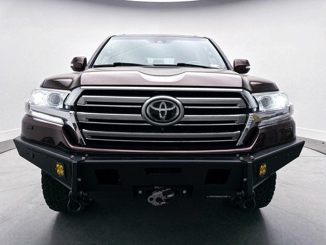 2018 Toyota Land Cruiser Base