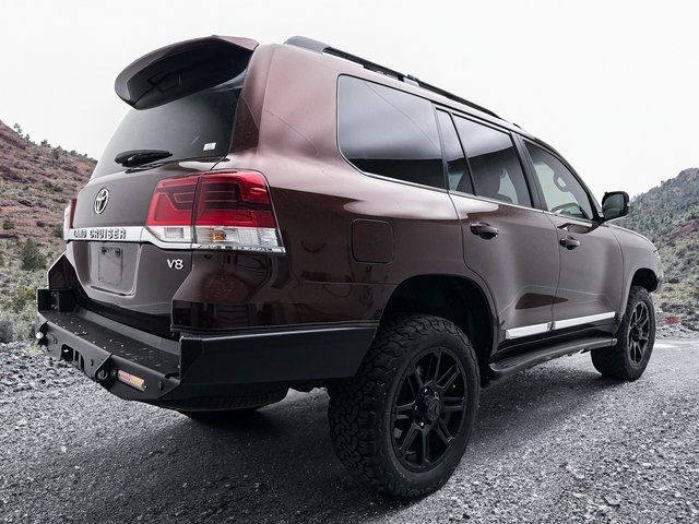 2018 Toyota Land Cruiser Base