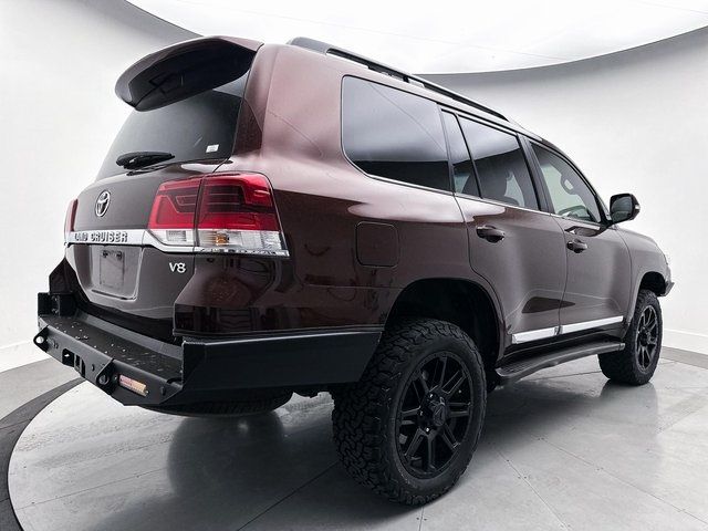 2018 Toyota Land Cruiser Base