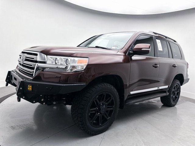 2018 Toyota Land Cruiser Base