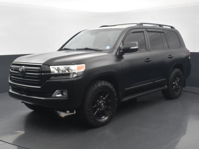 2018 Toyota Land Cruiser Base