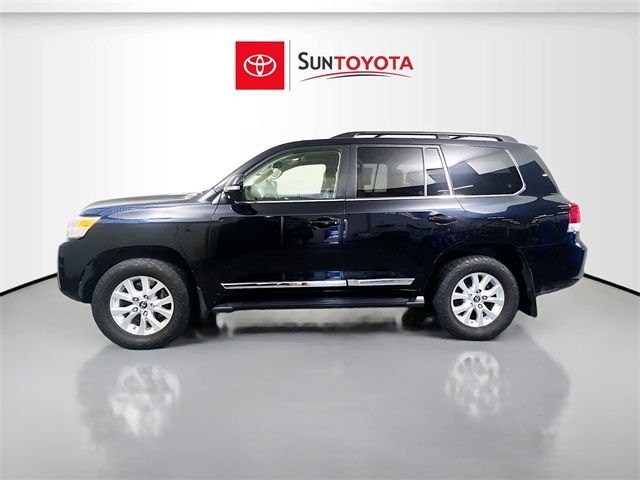 2018 Toyota Land Cruiser Base