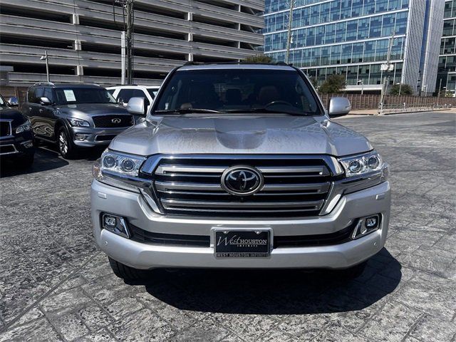 2018 Toyota Land Cruiser Base