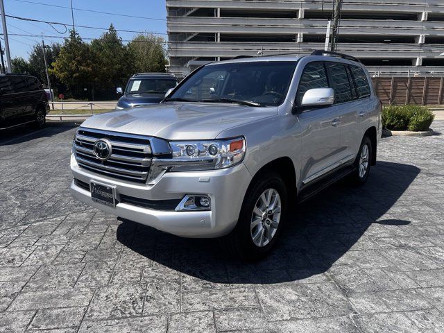 2018 Toyota Land Cruiser Base