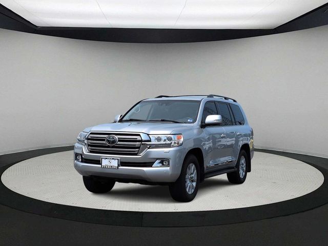 2018 Toyota Land Cruiser Base