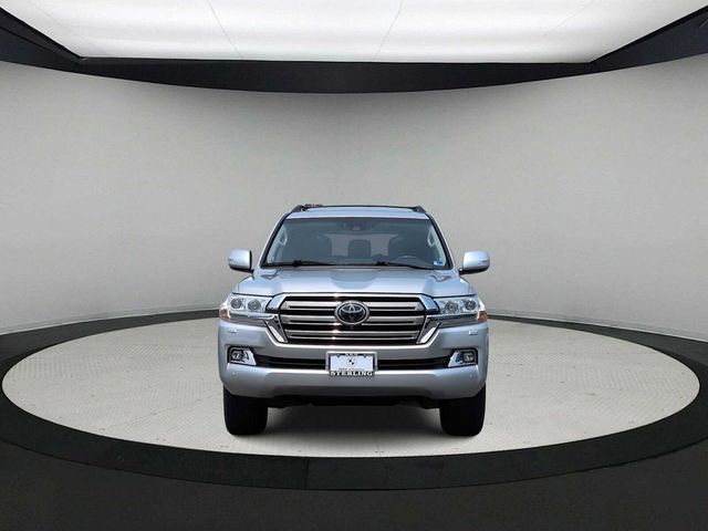2018 Toyota Land Cruiser Base