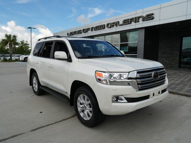 2018 Toyota Land Cruiser Base