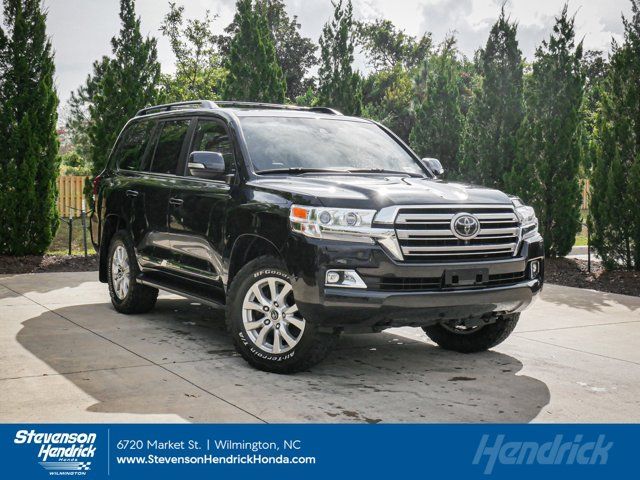 2018 Toyota Land Cruiser Base