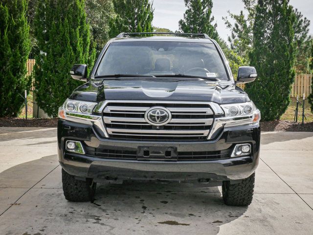 2018 Toyota Land Cruiser Base