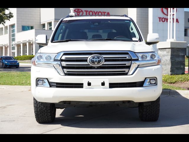 2018 Toyota Land Cruiser Base