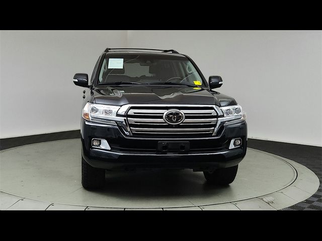 2018 Toyota Land Cruiser Base