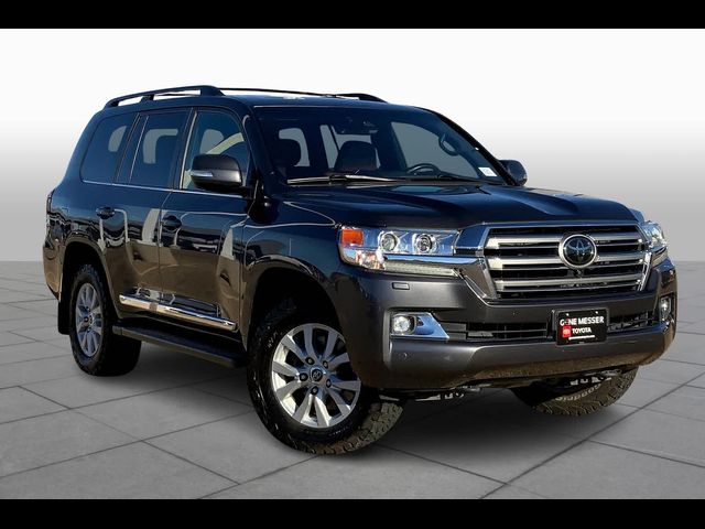 2018 Toyota Land Cruiser Base