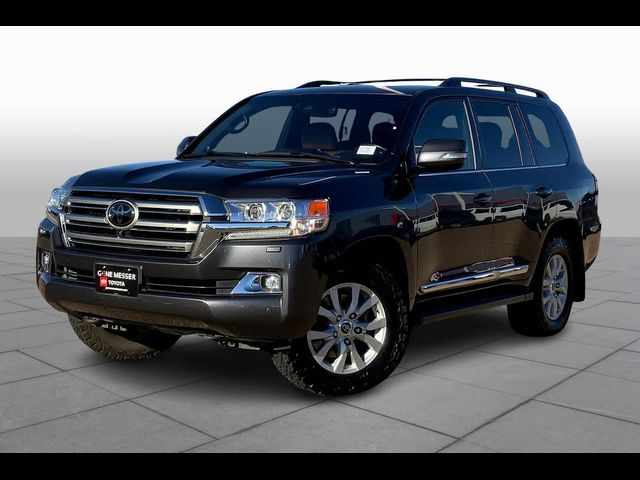 2018 Toyota Land Cruiser Base