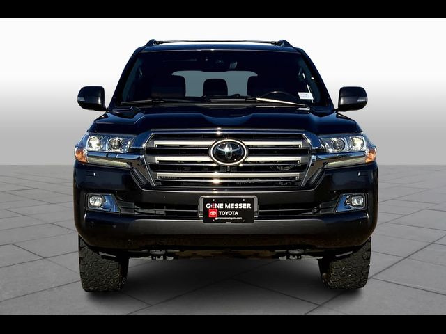 2018 Toyota Land Cruiser Base