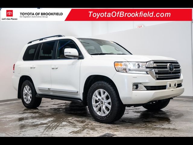 2018 Toyota Land Cruiser Base