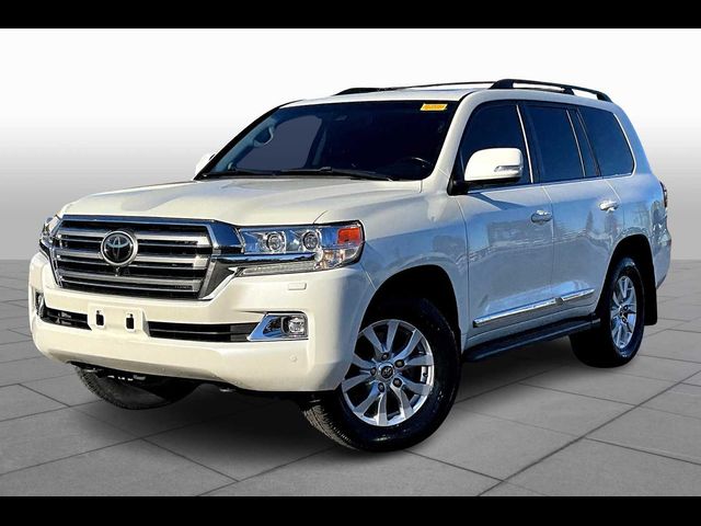 2018 Toyota Land Cruiser Base