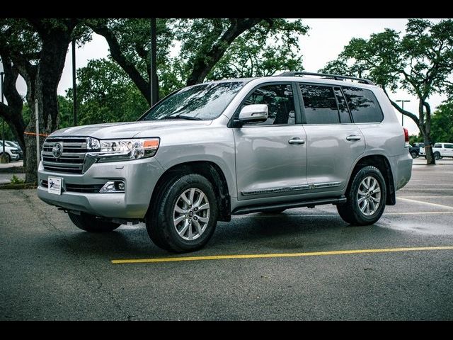 2018 Toyota Land Cruiser Base