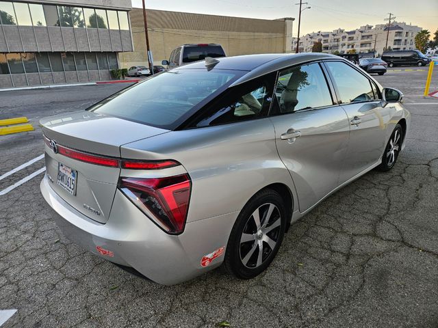 2018 Toyota Mirai Base