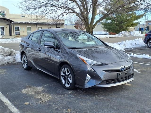 2018 Toyota Prius Four Touring