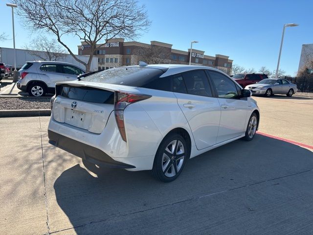 2018 Toyota Prius Four Touring