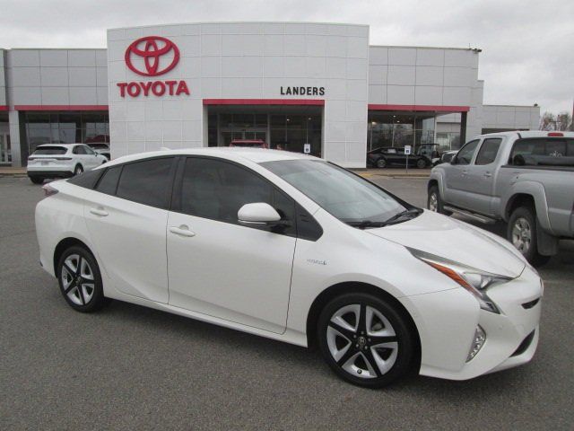 2018 Toyota Prius Four Touring