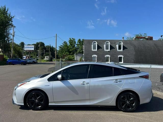 2018 Toyota Prius Four Touring