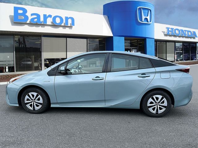 2018 Toyota Prius One