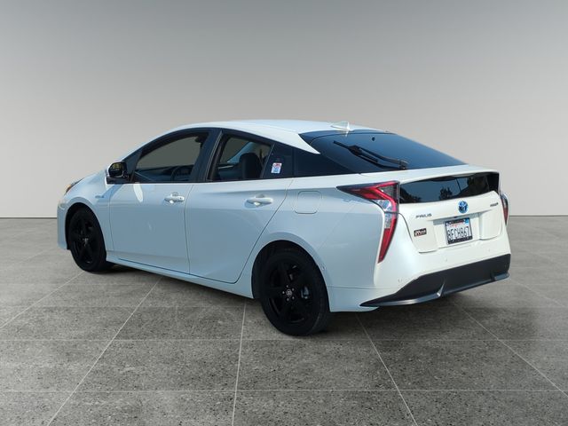 2018 Toyota Prius Three Touring