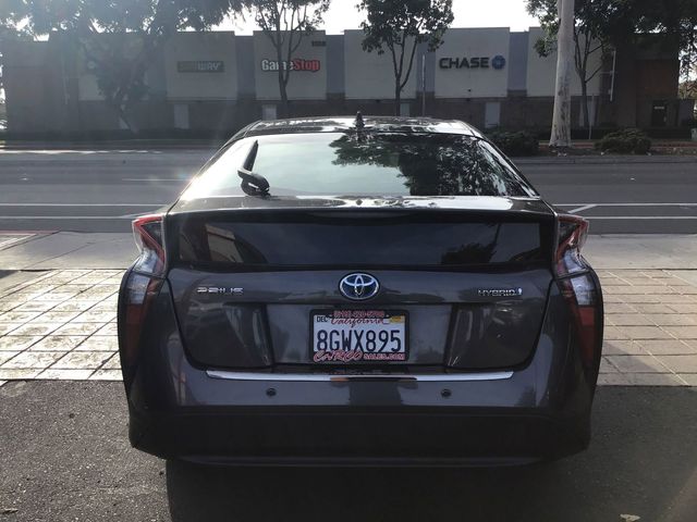 2018 Toyota Prius 